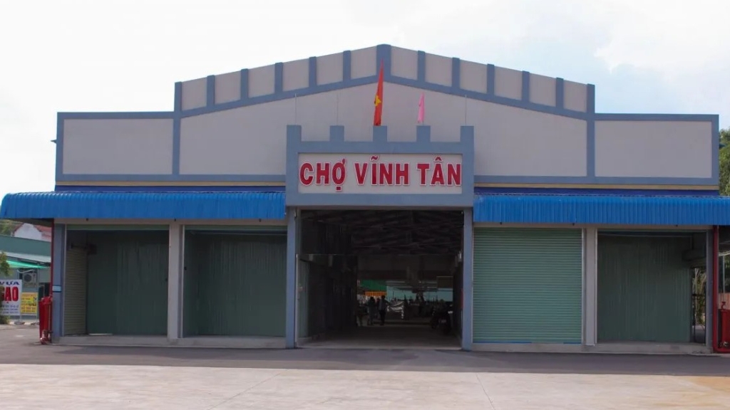 Chợ Vĩnh Tân