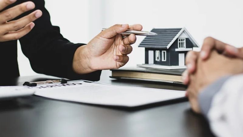 mua bán nhà qua sàn giao dịch