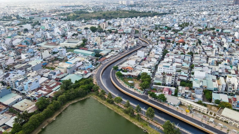 Nên mua nhà ở đâu tại TPHCM